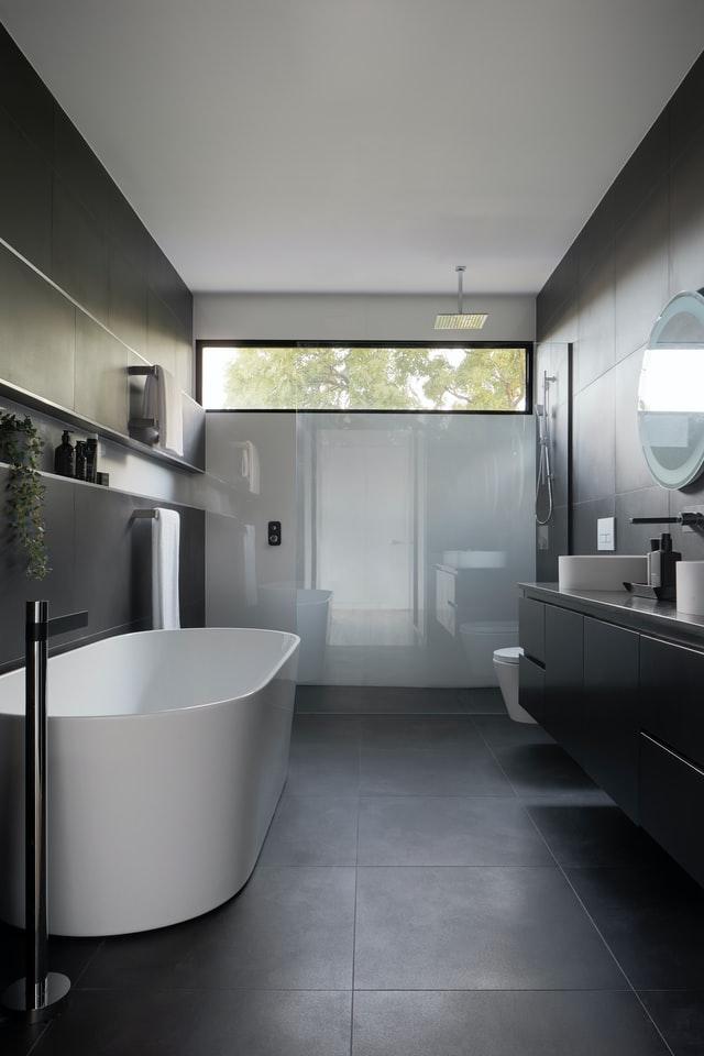 a modern bath design for 2021